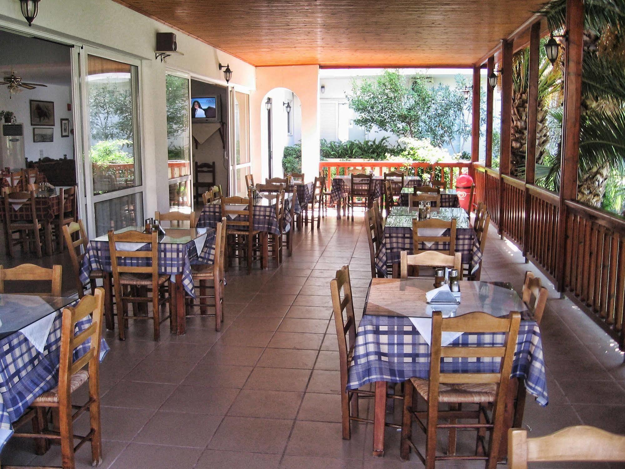 Ammoudi Hotel Damnoni Extérieur photo