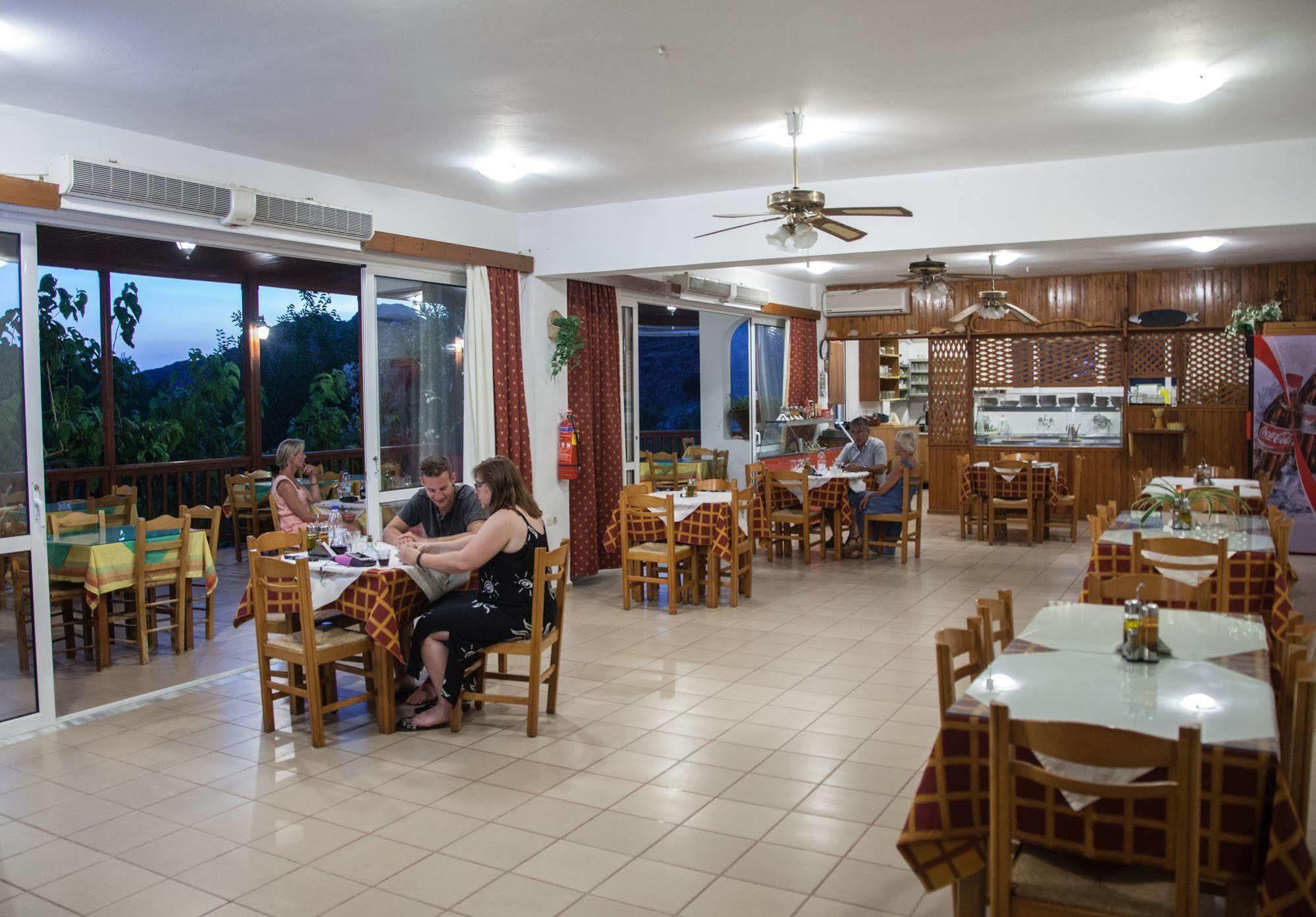 Ammoudi Hotel Damnoni Extérieur photo