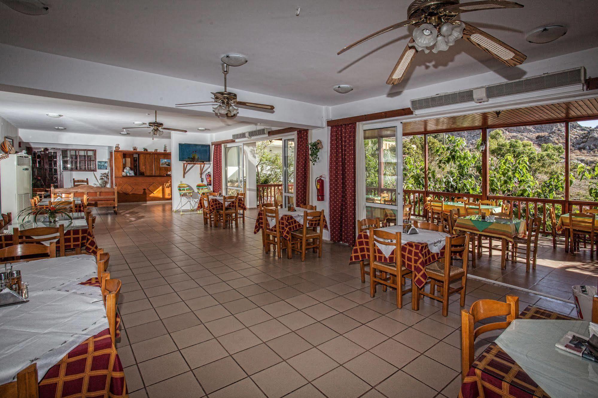 Ammoudi Hotel Damnoni Extérieur photo
