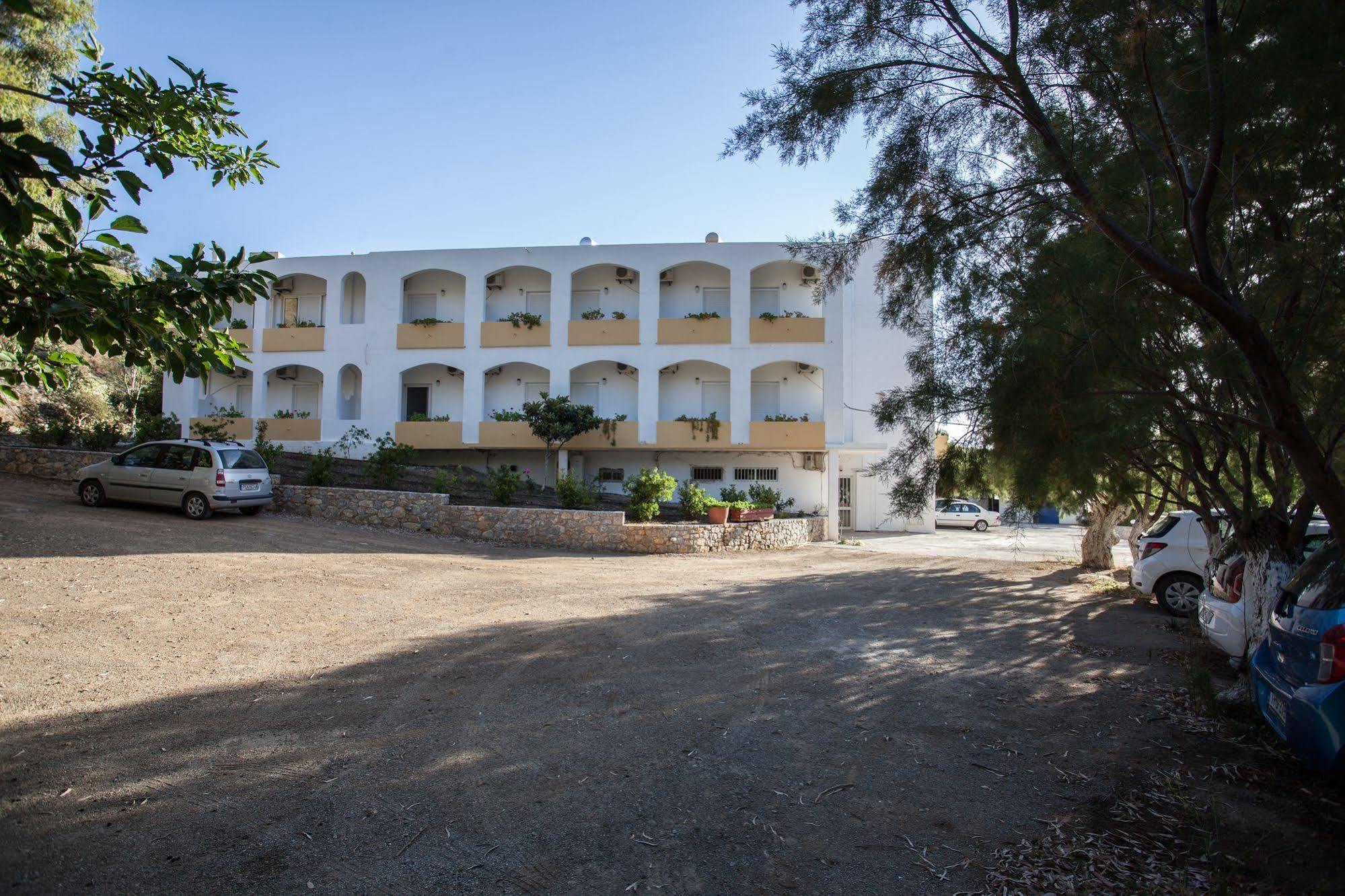 Ammoudi Hotel Damnoni Extérieur photo